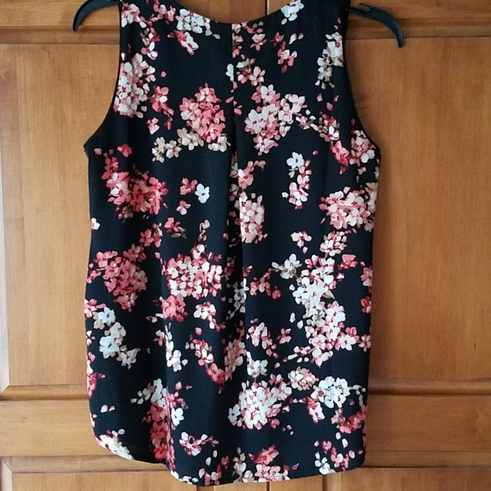 WHBM Sleeveless Blouse Sz 2P - Picture 2 of 6